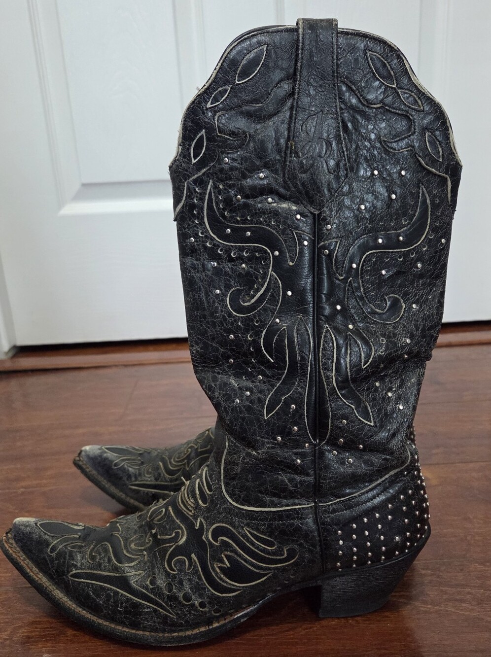 Johnny Ringo Women Sagrada Collection W/ Studs Distressed Black Leather Boots 9 - Picture 9 of 14